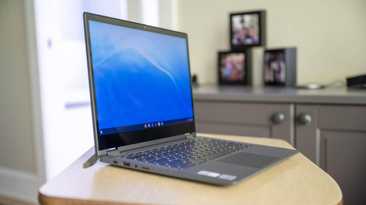 The Lenovo Chromebook Flex 5 features a 13.3-inch touchscreen. (Josh Goldman/CNET/TNS)