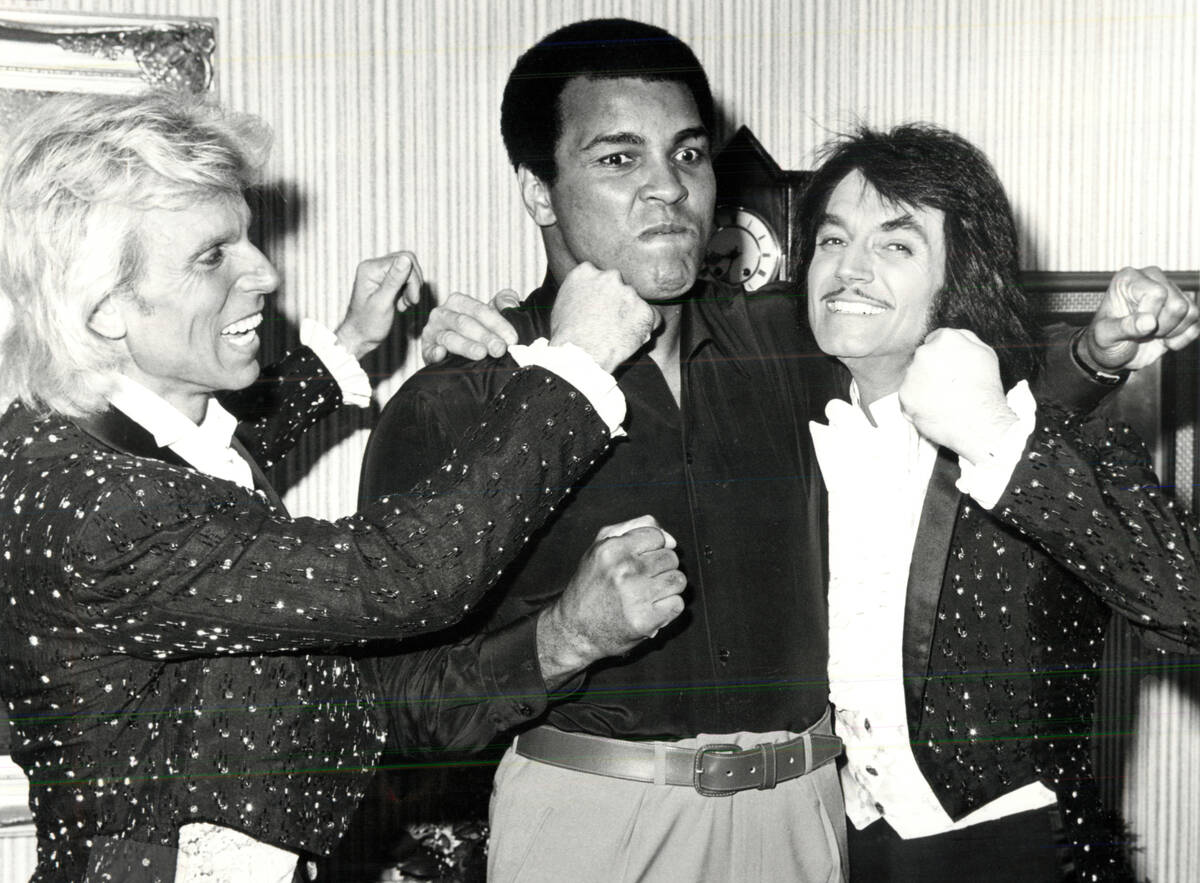 Siegfried and Roy pose with Muhammad Ali. (Las Vegas News Bureau)