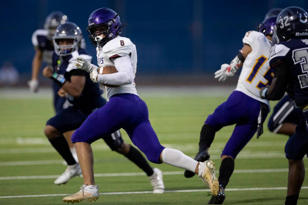 Durango wide receiver Tanner Nitsche (8) breaks away with the ball during a Class 4A high schoo ...