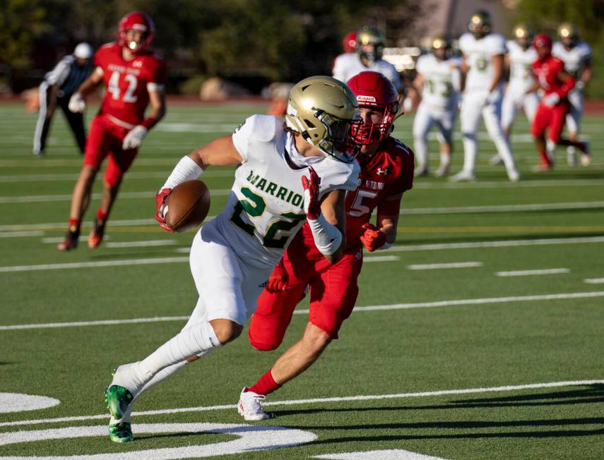 Snow Canyon's Brooks Esplin makes a run during the first half of their game against Arbor View ...