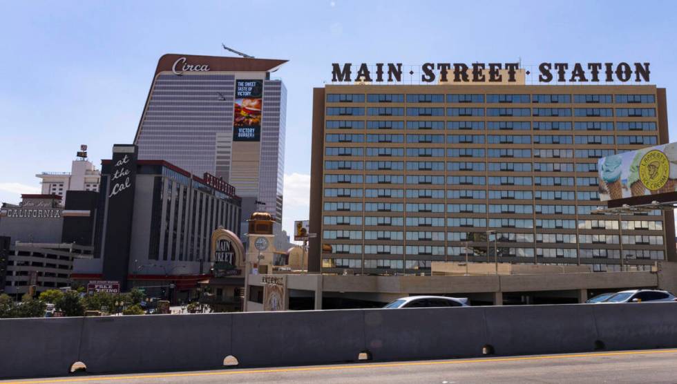 Downtown Las Vegas as seen from U.S. Highway 93, on Wednesday, Sept. 14, 2022. (Bizuayehu Tesfa ...