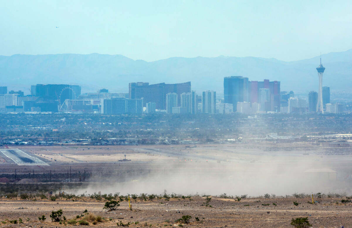 Winds of 20 mph or perhaps higher are forecast in the Las Vegas Valley on Monday, Sept. 19, 202 ...