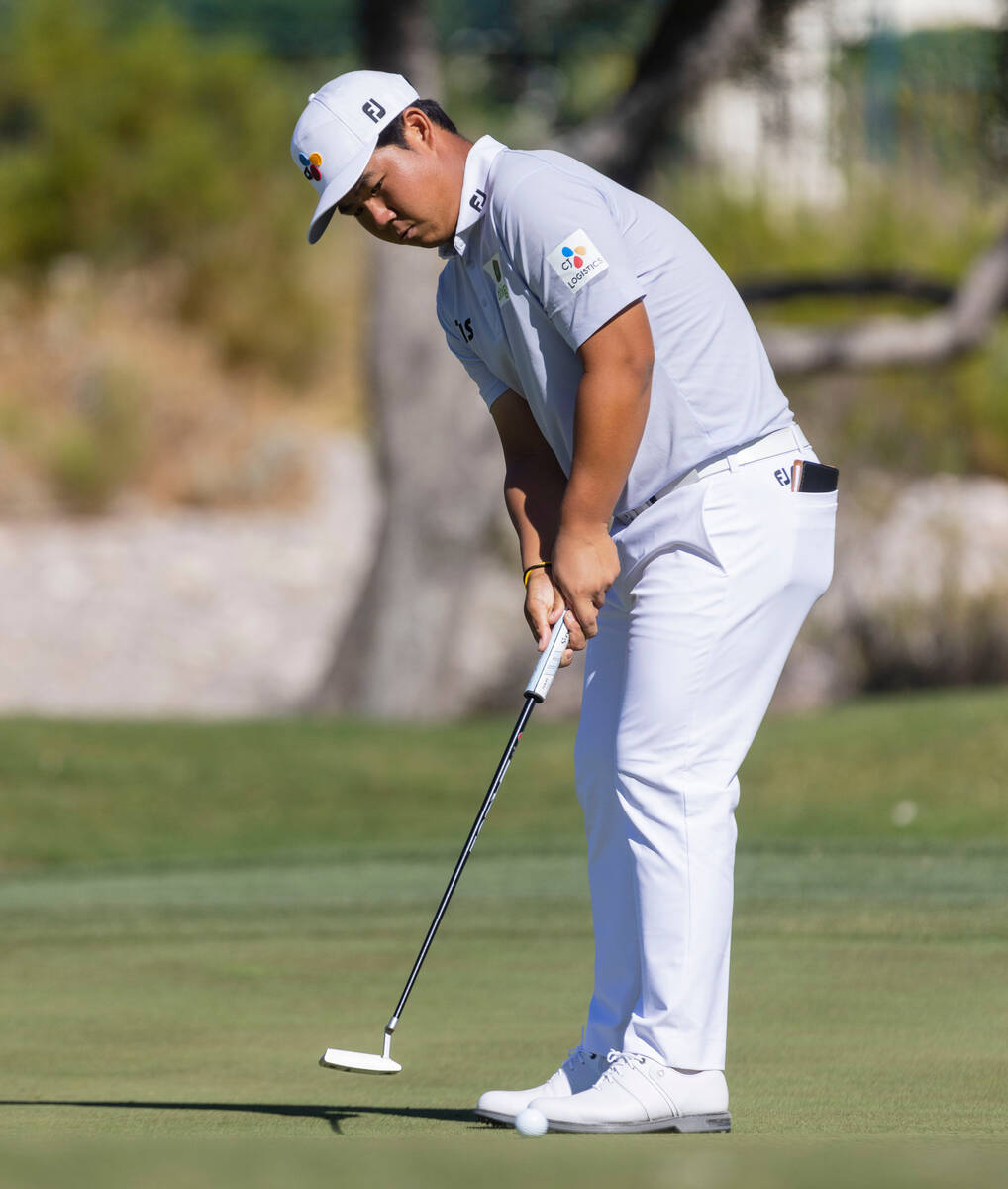 Tom Kim watches his putt on the second hole during the first round of the Shriners Children's O ...