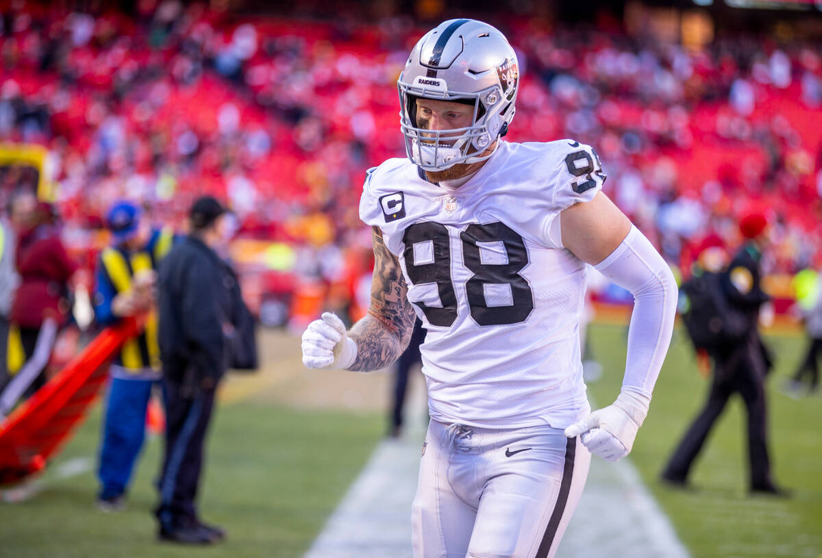 Raiders defensive end Maxx Crosby (98) jogs off the field after losing to the Kansas City Chief ...