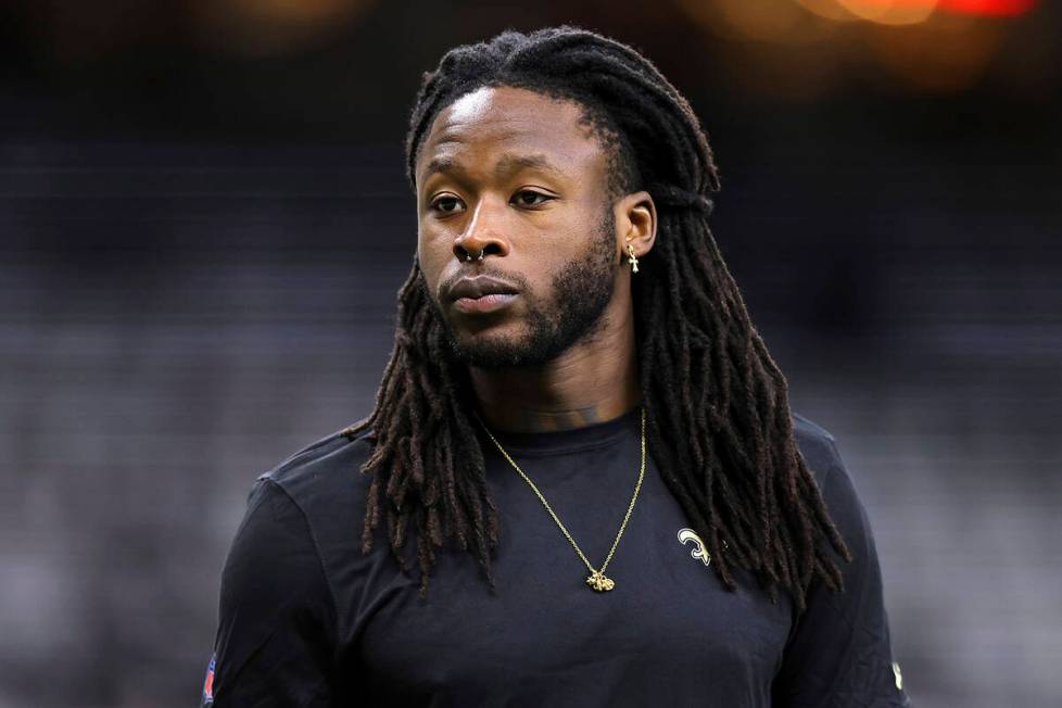 New Orleans Saints running back Alvin Kamara (41) warms up before an NFL football game against ...