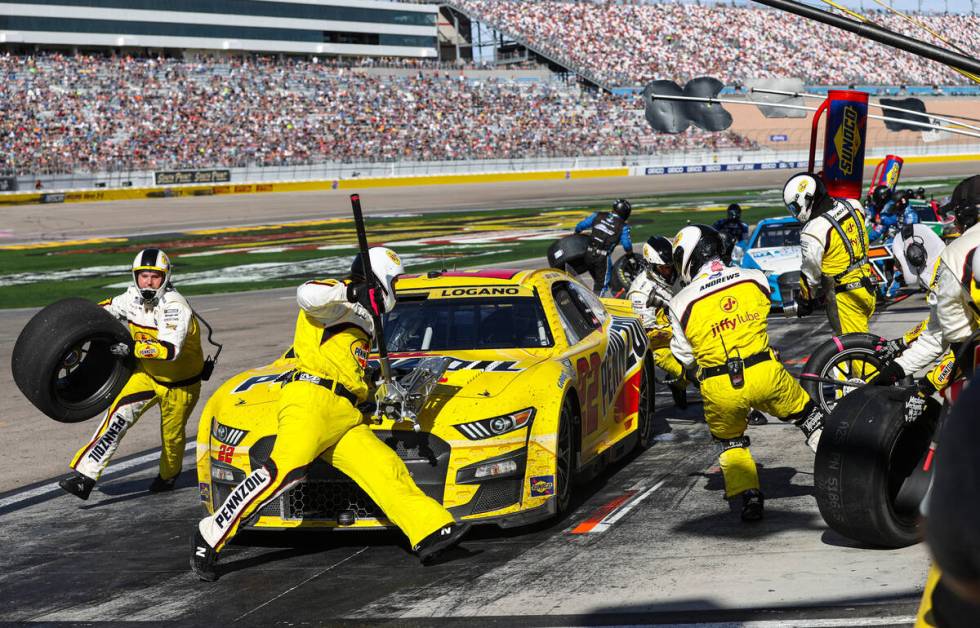 Driver Joey Logano (22) makes spit stop during the South Point 400 NASCAR Cup Series playoff ra ...