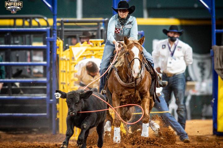 Martha Angelone competes on Day 6 of the National Finals Rodeo in 2020. ( Joe Duty/PRCA)