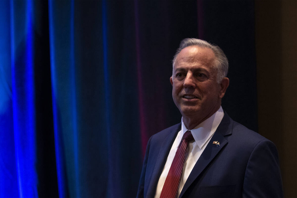 Clark County Sheriff Joe Lombardo, Republican candidate for governor of Nevada, accepts applaus ...