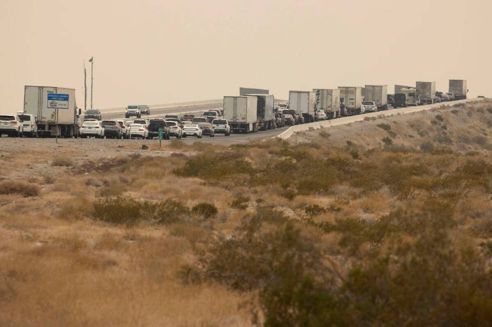 Southbound Interstate 15 traffic builds at mile mark 5 north Primm on Monday, Sept. 7, 2020. (B ...