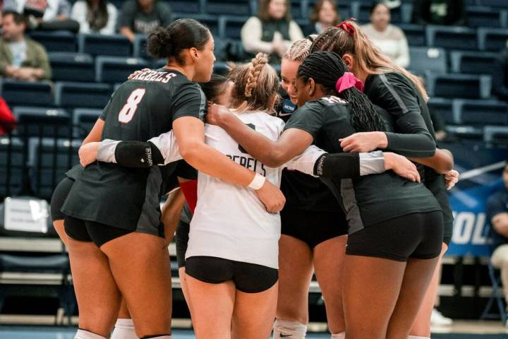 The UNLV volleyball team huddles during its loss to Washington State in the first round of the ...