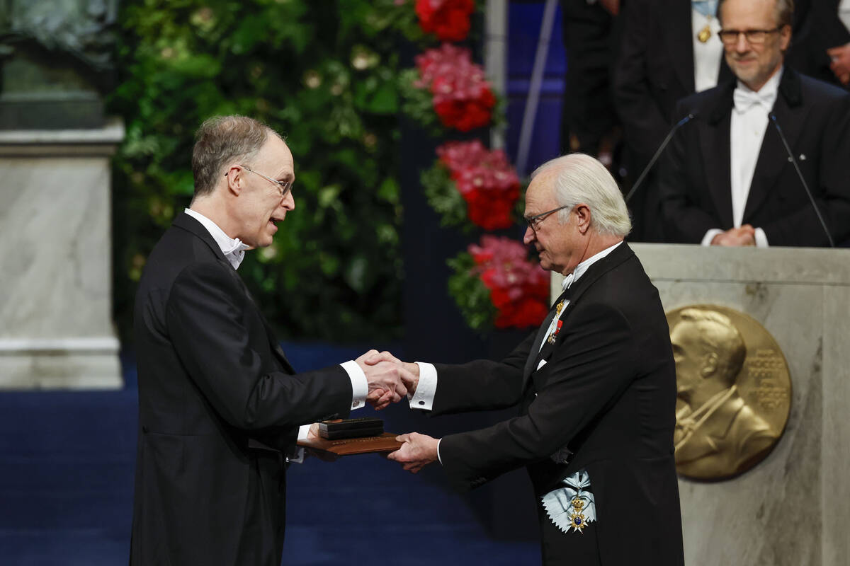 Professor Douglas W. Diamond receives the Sveriges Riksbank Prize in Economic Sciences in Memor ...