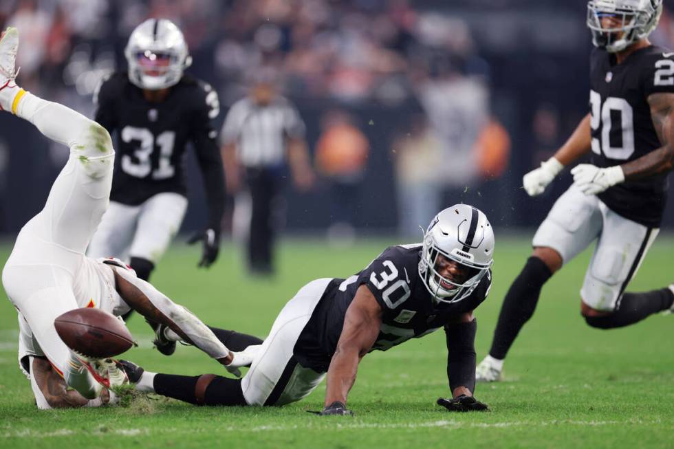 Las Vegas Raiders safety Duron Harmon (30) drops a pass during the second half of a NFL footbal ...