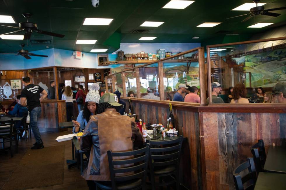 People dine at Egg and I, a breakfast restaurant, on Thursday, Jan. 12, 2023 (Amaya Edwards/Las ...