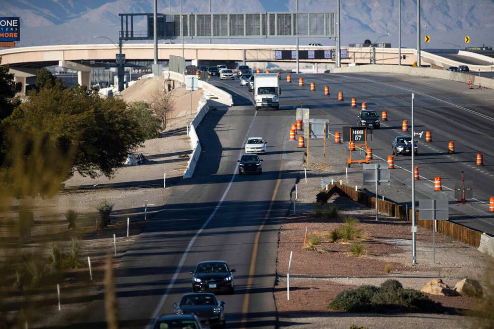 Motorists exit on Flamingo Road as construction led to the closure of the I-15 freeway between ...