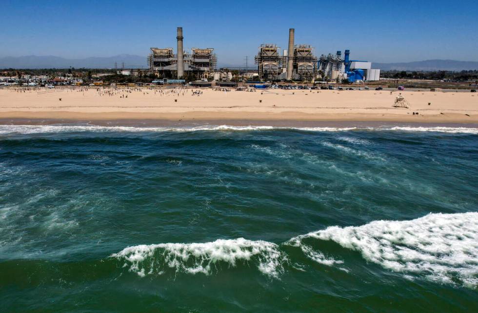 The AES Huntington Beach power plant along Pacific Coast Highway in Huntington Beach, Californi ...