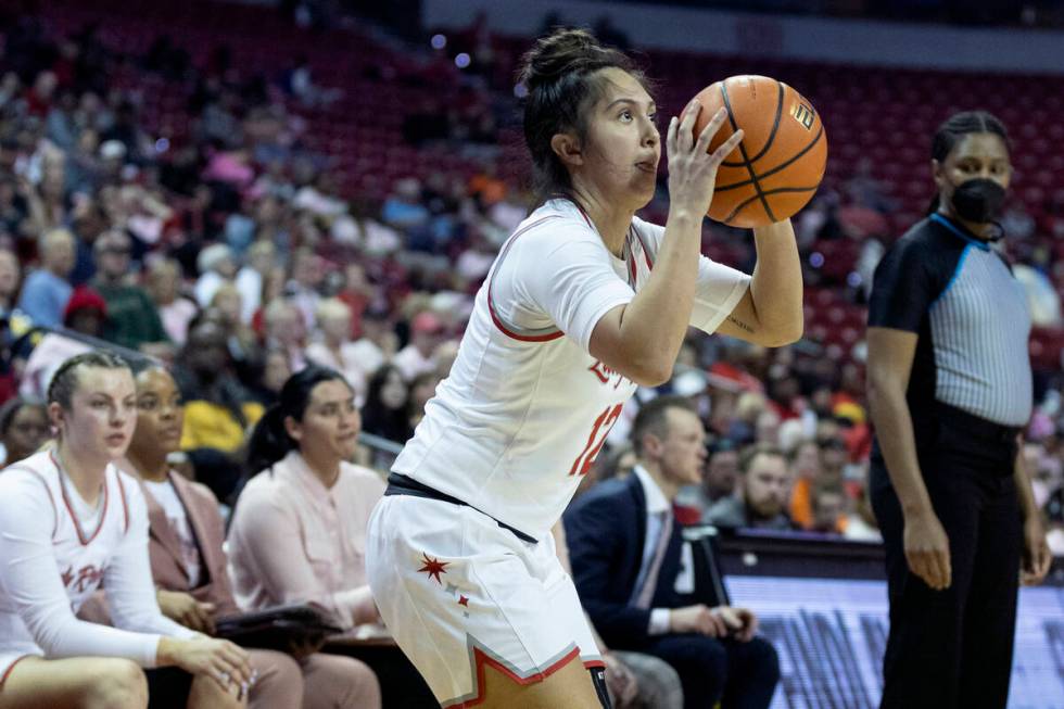 UNLV Lady Rebels guard Alyssa Durazo-Frescas (12) prepares to shoot a three-pointer during the ...