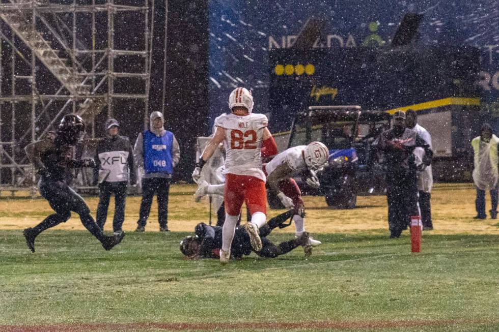 DC Defenders quarterback D’Eriq King (3) scores a touchdown against the Vegas Vipers dur ...