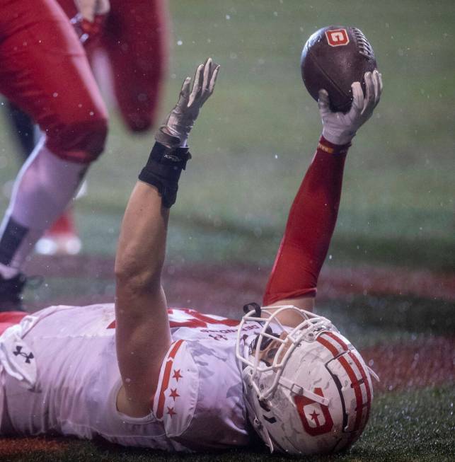 DC Defenders Ethan Wolf (82) celebrates scoring a two-point conversion during the second half o ...