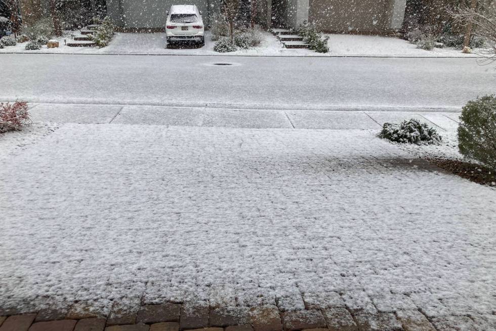 Snow falls in Summerlin on Wednesday, March 1, 2023, in Las Vegas. (Eli Segall/Las Vegas Review ...