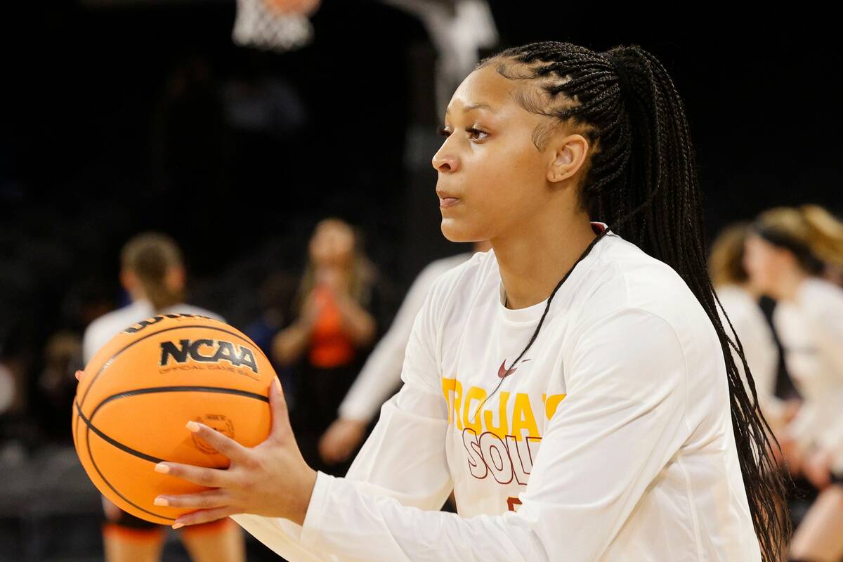 USC Trojans guard Taylor Bigby (1) warms up before an NCAA college basketball game against the ...