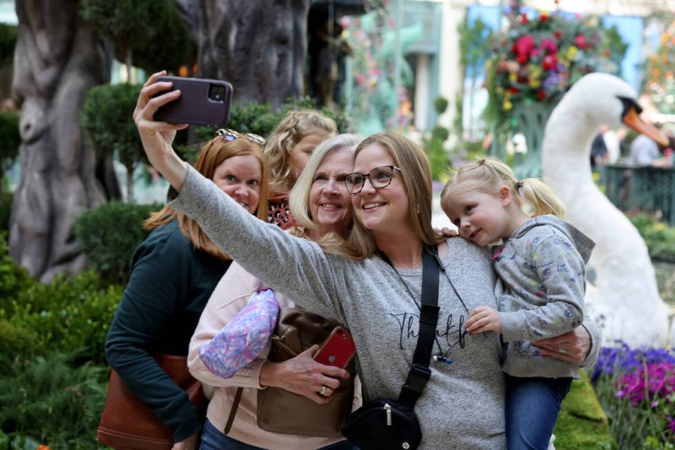 Amanda Green, from left, Clara Green, 2, Susan Green, Heidi Wood and Breanna Wood, 4, in the ne ...