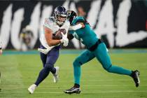 Tennessee Titans tight end Austin Hooper (81) pulls in a first down pass reception against Jack ...