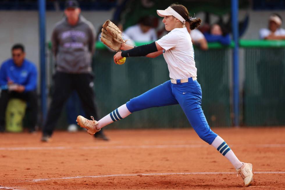 Green Valley's Avari Morris (11) pitches the ball during a softball game against Silverado at G ...