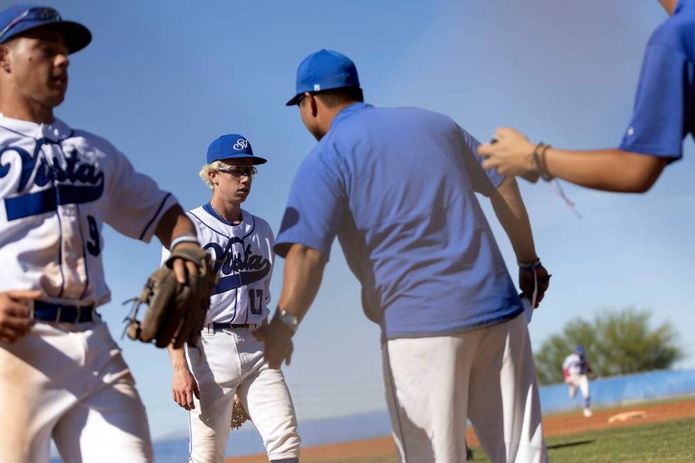 Sierra Vista heads for the dugout including pitcher Brendon Doughty (17) during a Class 4A high ...