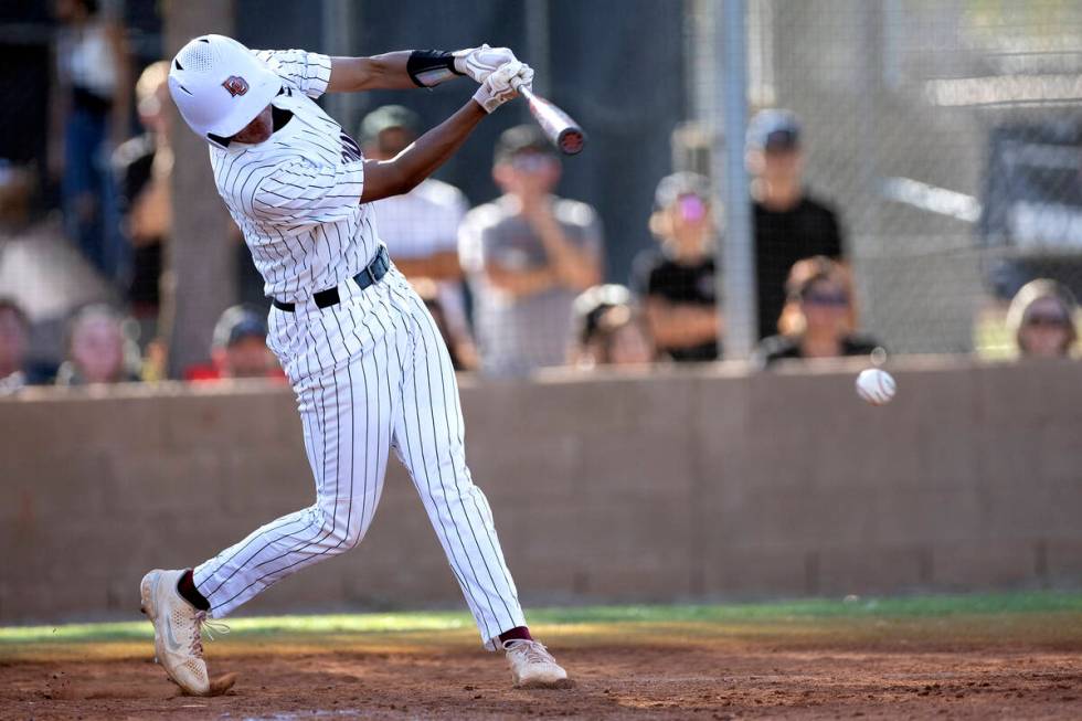 Desert Oasis’ Joell Castro bats against Basic during a high school Class 5A Southern Reg ...