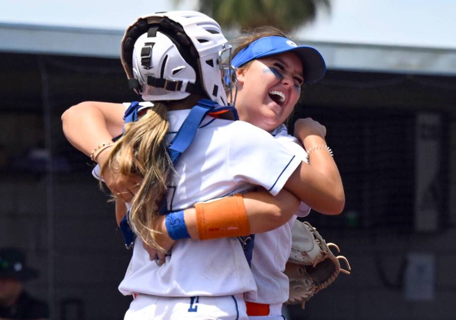 Bishop Gorman’s Chloe Makinney, left, and Jordyn Fray celebrate their victory over Silve ...