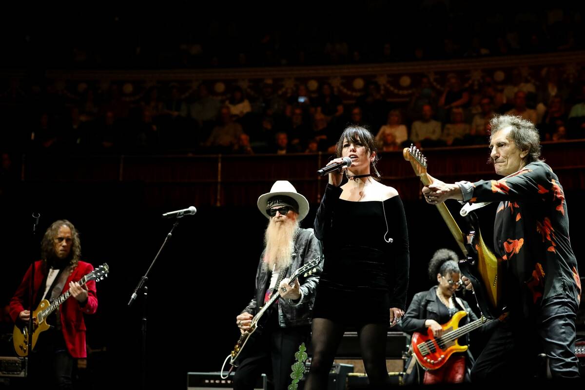 kirk Hammett, Billy Gibbons, Imelda May, Rhonda Smith and Ronnie Wood are shown at "A Jeff Beck ...