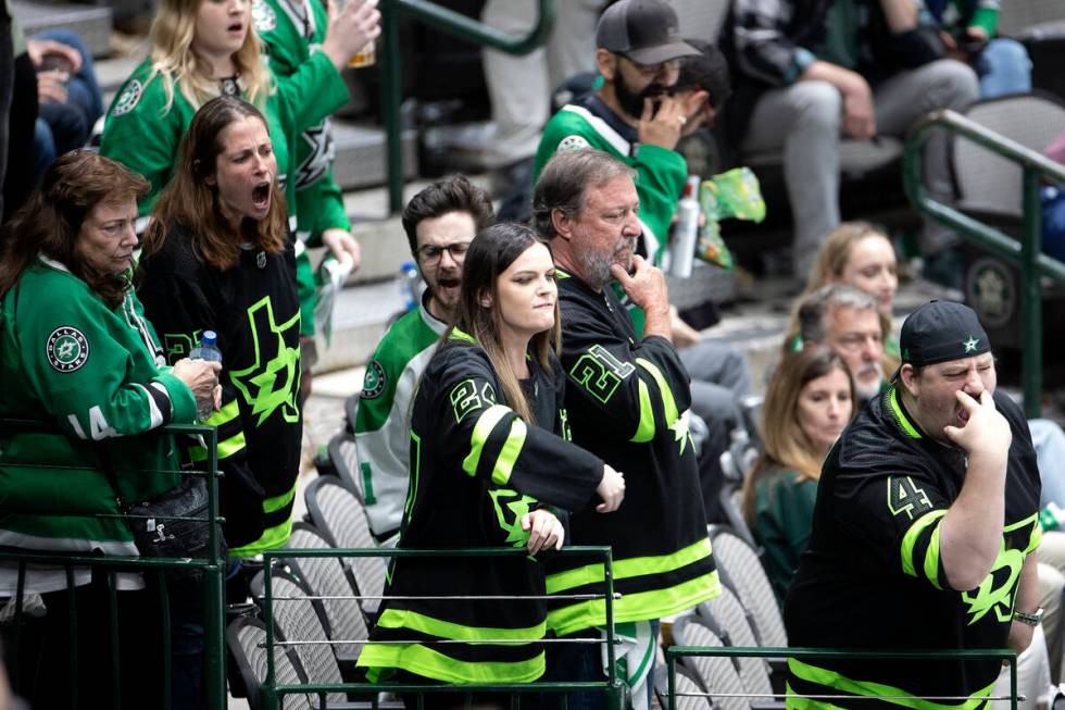Dallas Stars fans yell at the referees after the second period in Game 3 of the NHL hockey Stan ...