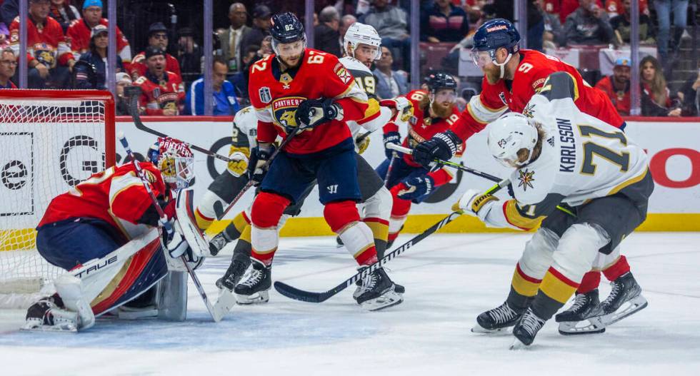 Golden Knights center William Karlsson (71) takes shot on Florida Panthers goaltender Sergei Bo ...