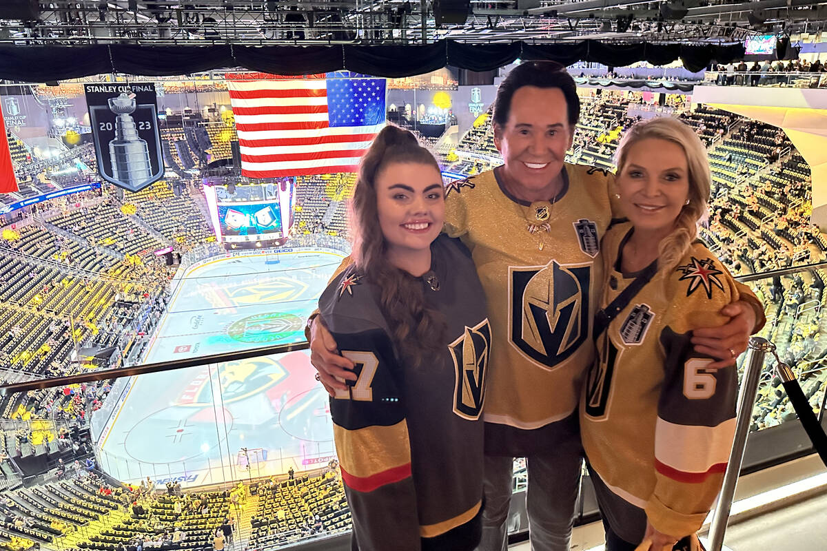 Mr. Las Vegas Wayne Newton is shown with his daughter, Lauren, and wife, Kathleen, at T-Mobile ...