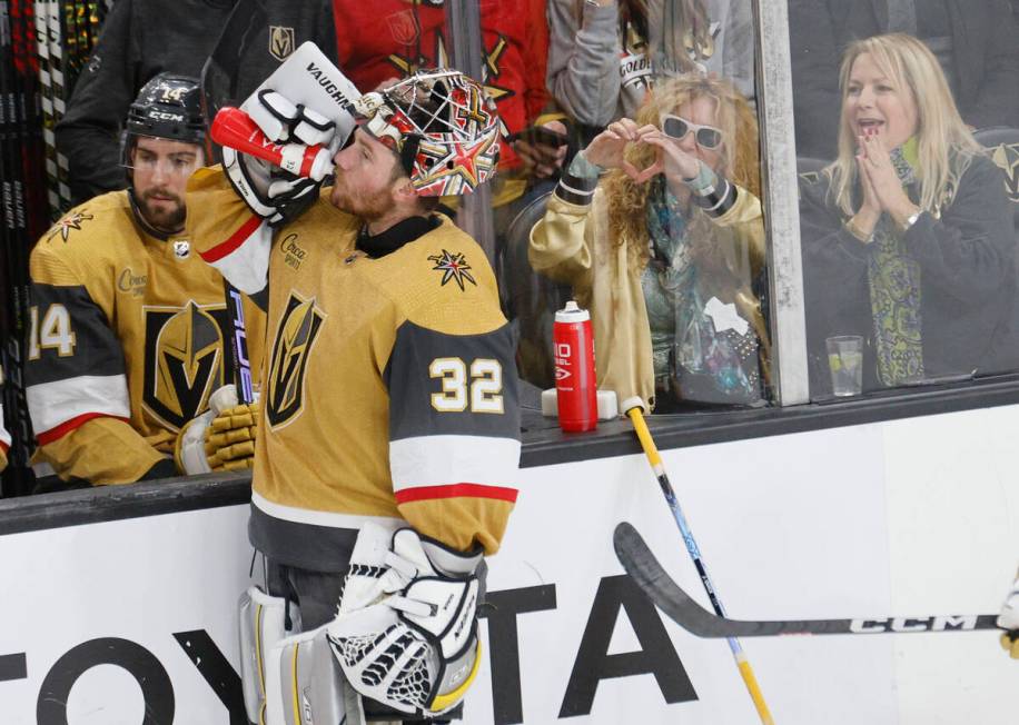 Vegas Golden Knights goaltender Jonathan Quick (32) takes a break during the third period of an ...