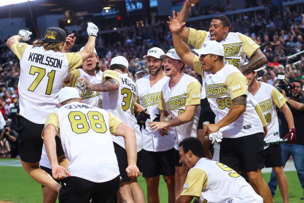 Golden Knights William Karlsson (71) leaps onto the home plate for his home run during the Batt ...