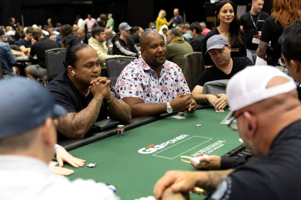 Players participate in the World Series of Poker $10,000 buy-in No-limit Hold’em World C ...