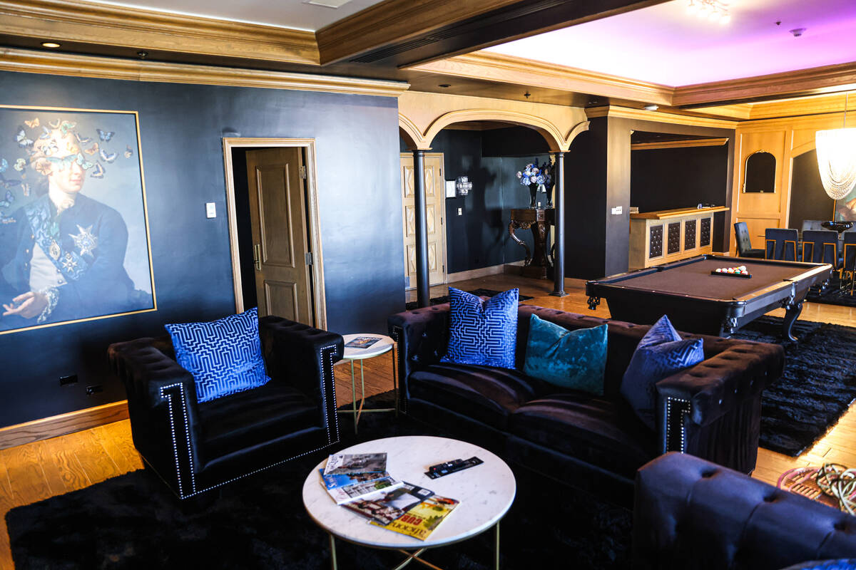 The Country Club suite, one of the themed suites at the Westgate hotel-casino in Las Vegas, Wed ...