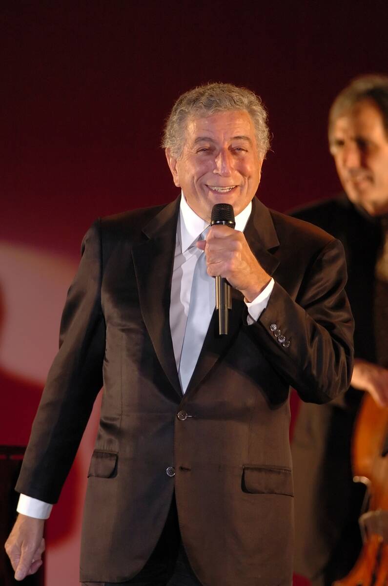 Tony Bennett performs at the Golden Nugget on Nov. 5, 2004, in Las Vegas. (Las Vegas News Bureau)