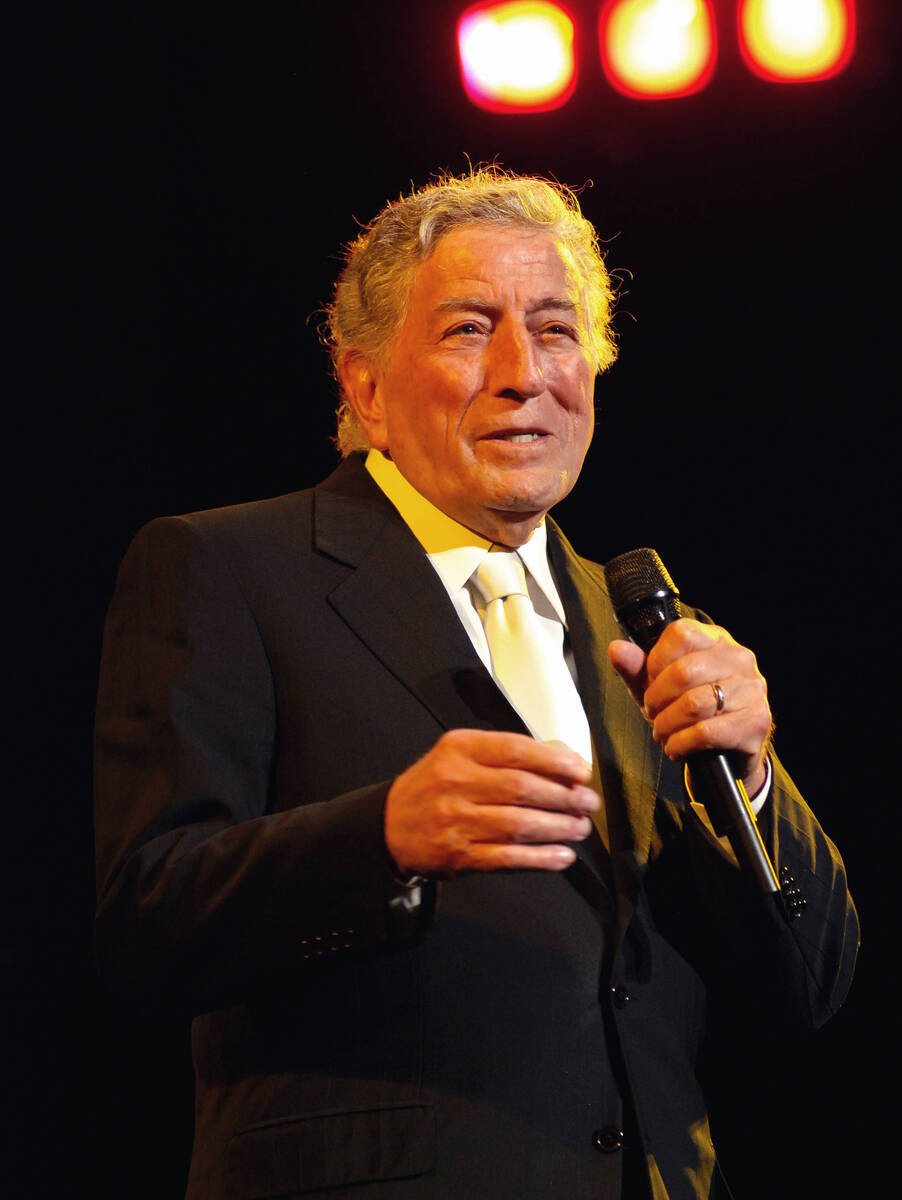 Tony Bennett performs at the Las Vegas Hilton on Nov. April 18, 2008, in Las Vegas. (Las Vegas ...