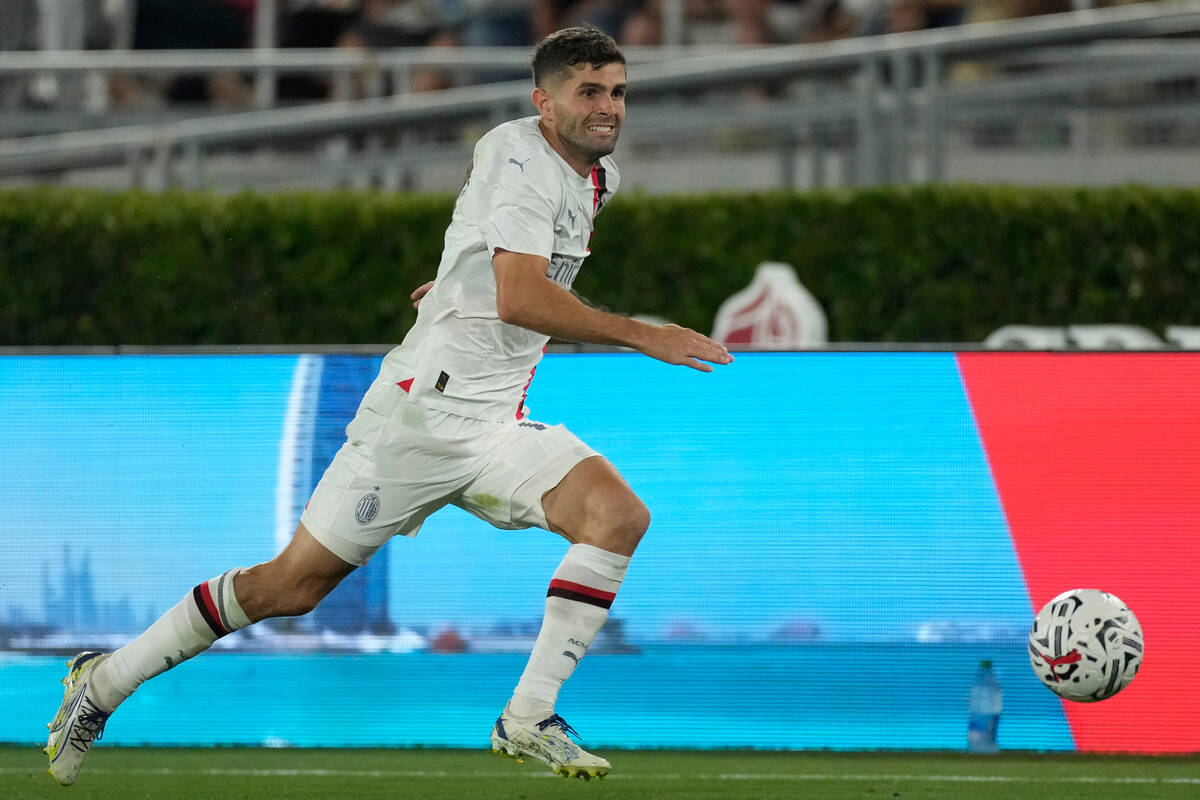 AC Milan forward Christian Pulisic (11) runs after the ball during a Soccer Champions Tour exhi ...