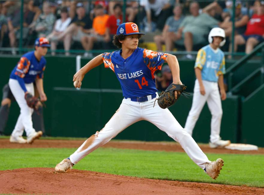 New Albany All-Stars pitcher Kevin Klingerman delivers a pitch against El Segundo California Al ...