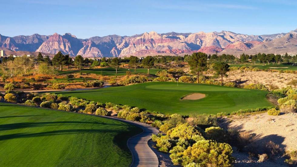 The par-4 10th hole on the Mountain course at Angel Park Golf Club. (Angel Park Golf Club)