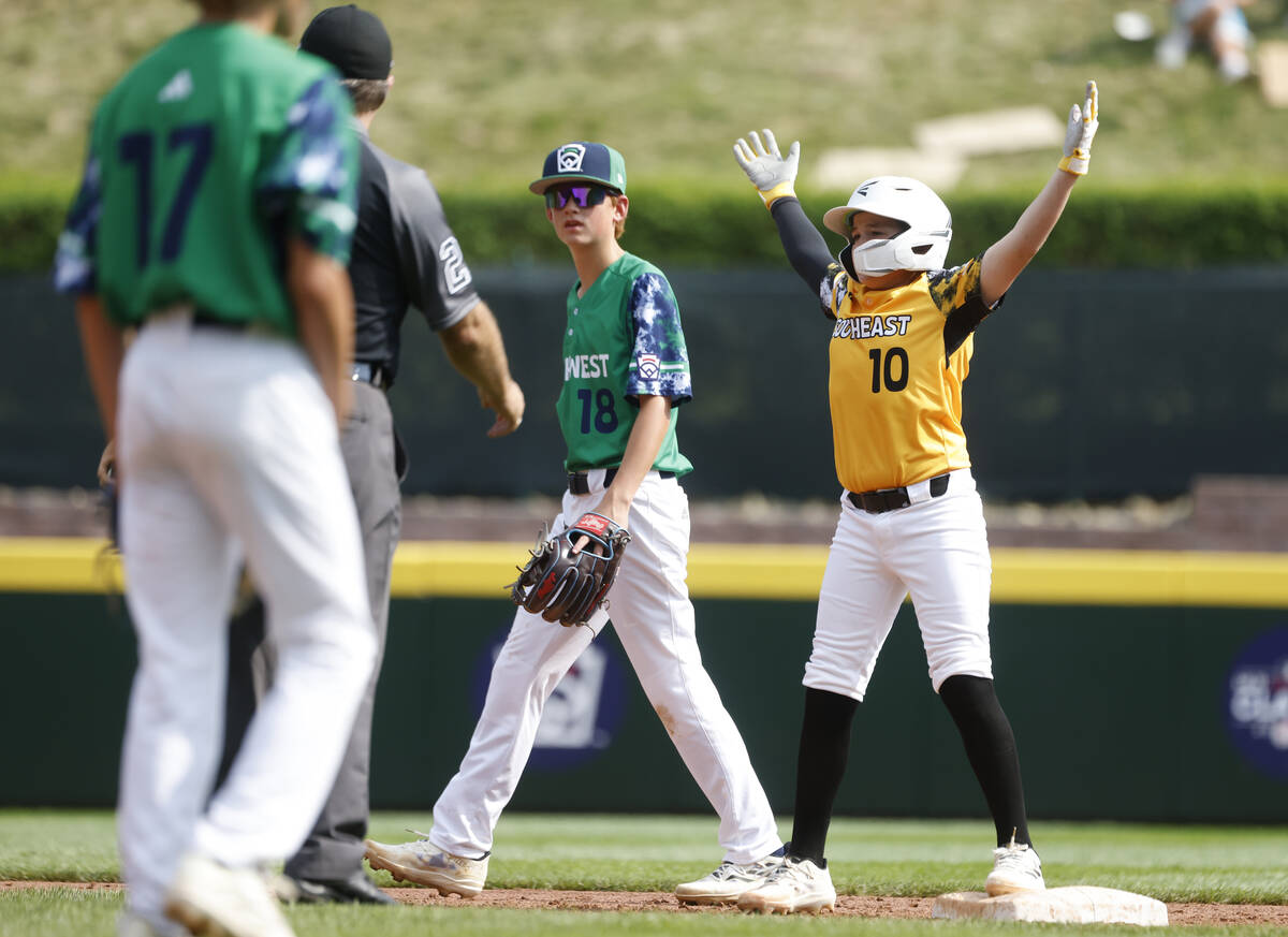 Nolensville, Tennessee, Gideon Shepler (10) reacts after hitting a double as Seattle, Washingto ...