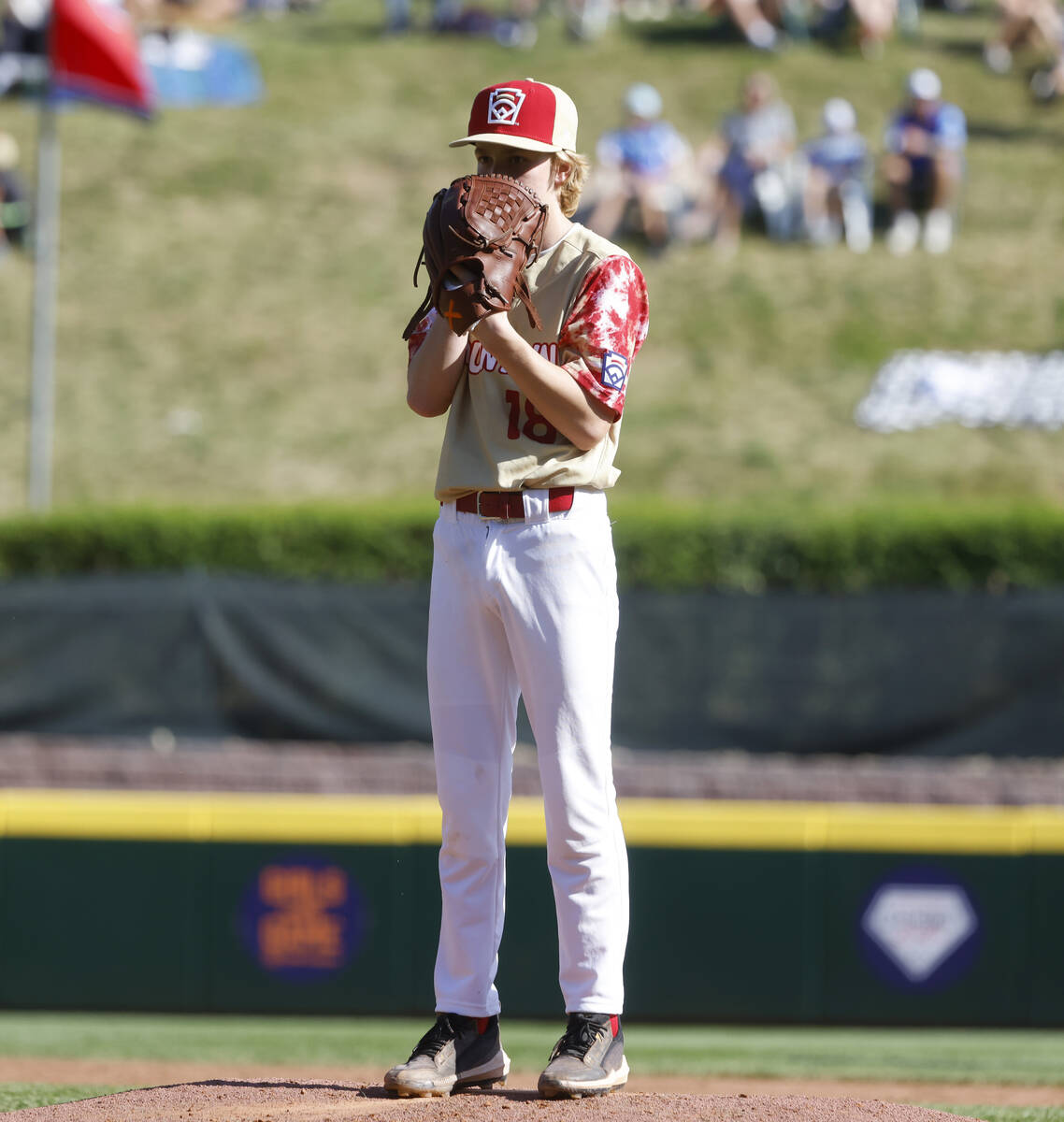 The Henderson All-Stars pitcher Nolan Gifford comes set as he prepares to deliver a pitch again ...