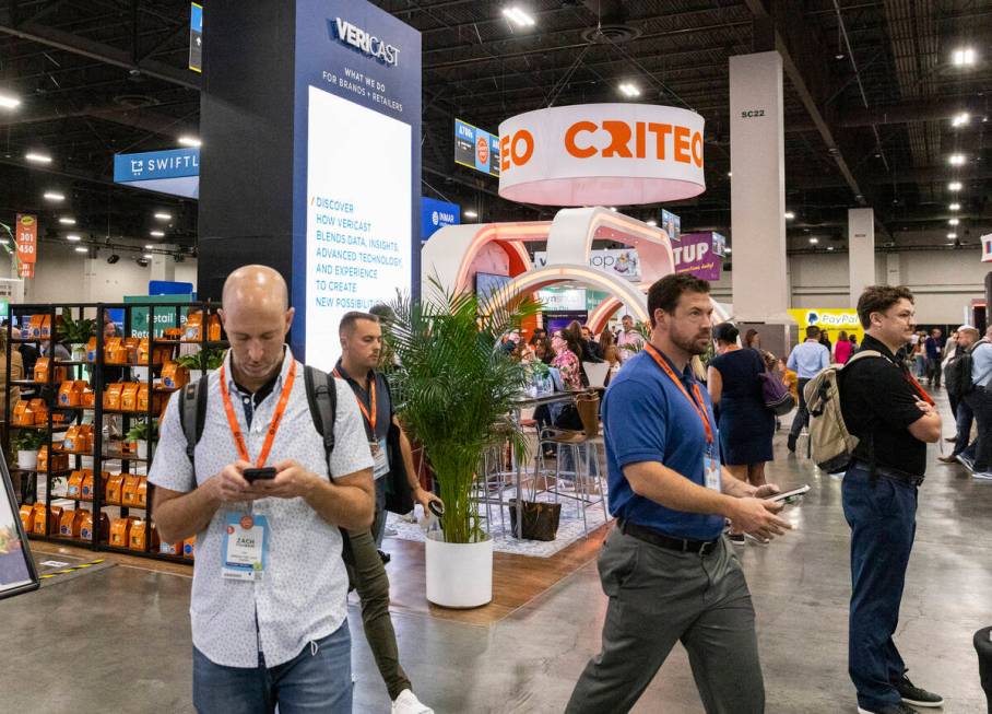 Conventioners arrive at Grocery Convention at Mandalay Bay Convention Center, on Wednesday, Sep ...