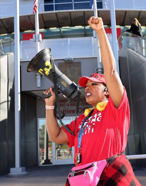 Flamingo guest room attendant Diana Thomas gets fellow Culinary Union members fired up ahead of ...