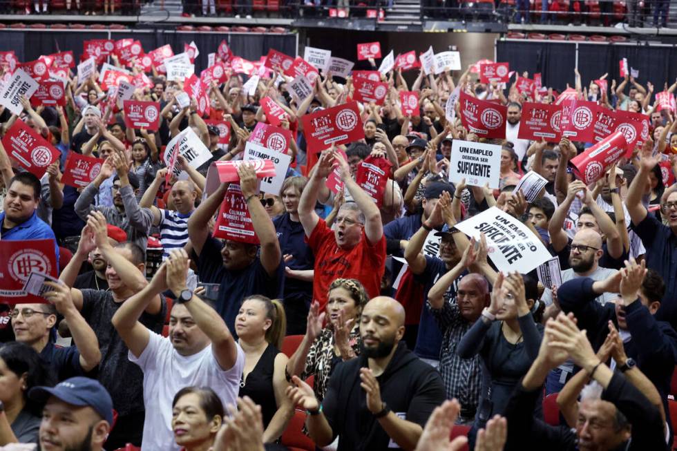 Culinary Union members rally ahead of a strike vote at Thomas & Mack Center on the UNLV cam ...