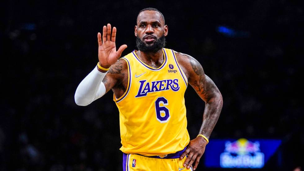 Los Angeles Lakers forward LeBron James (6) during NBA action against Brooklyn Nets, Tuesday Ja ...