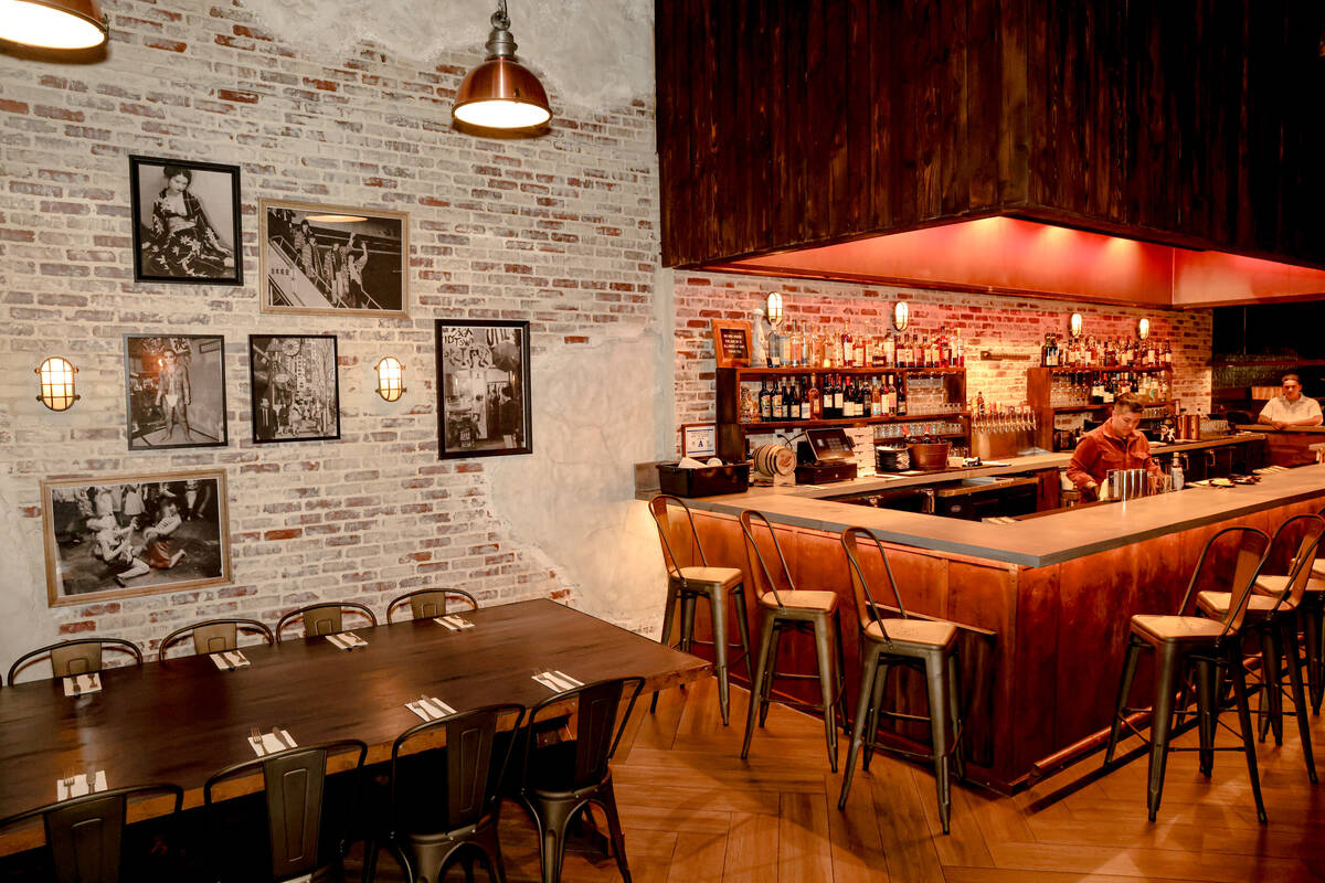 ØØ Pie & Pub, a restaurant by world champion pizza maker Michael Vakneen, in Chin ...